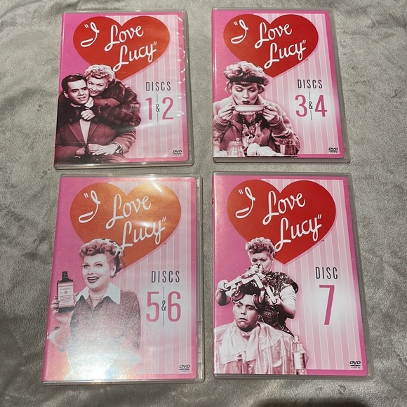 I Love Lucy The Pilot and All 35 Season One Episodes DVD - Picture 3 of 8